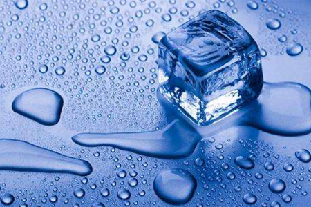 ¿El agua ionizada alcalina es buena para ti?