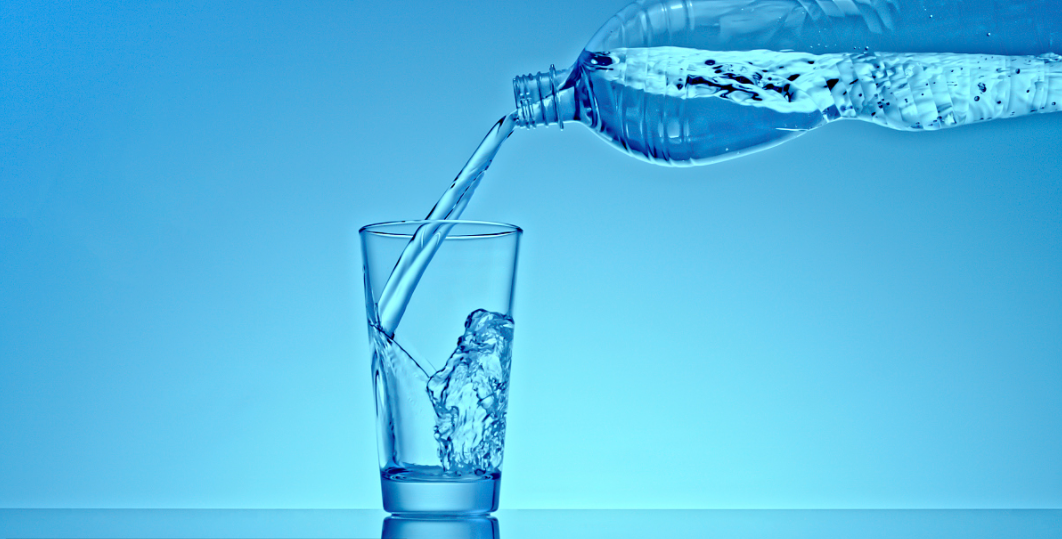 Características y ventajas de agua ionizada alcalina.