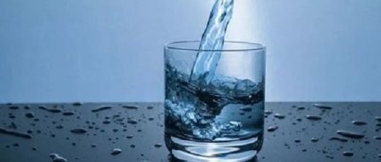Características y beneficios electrolizados de agua alcalina.